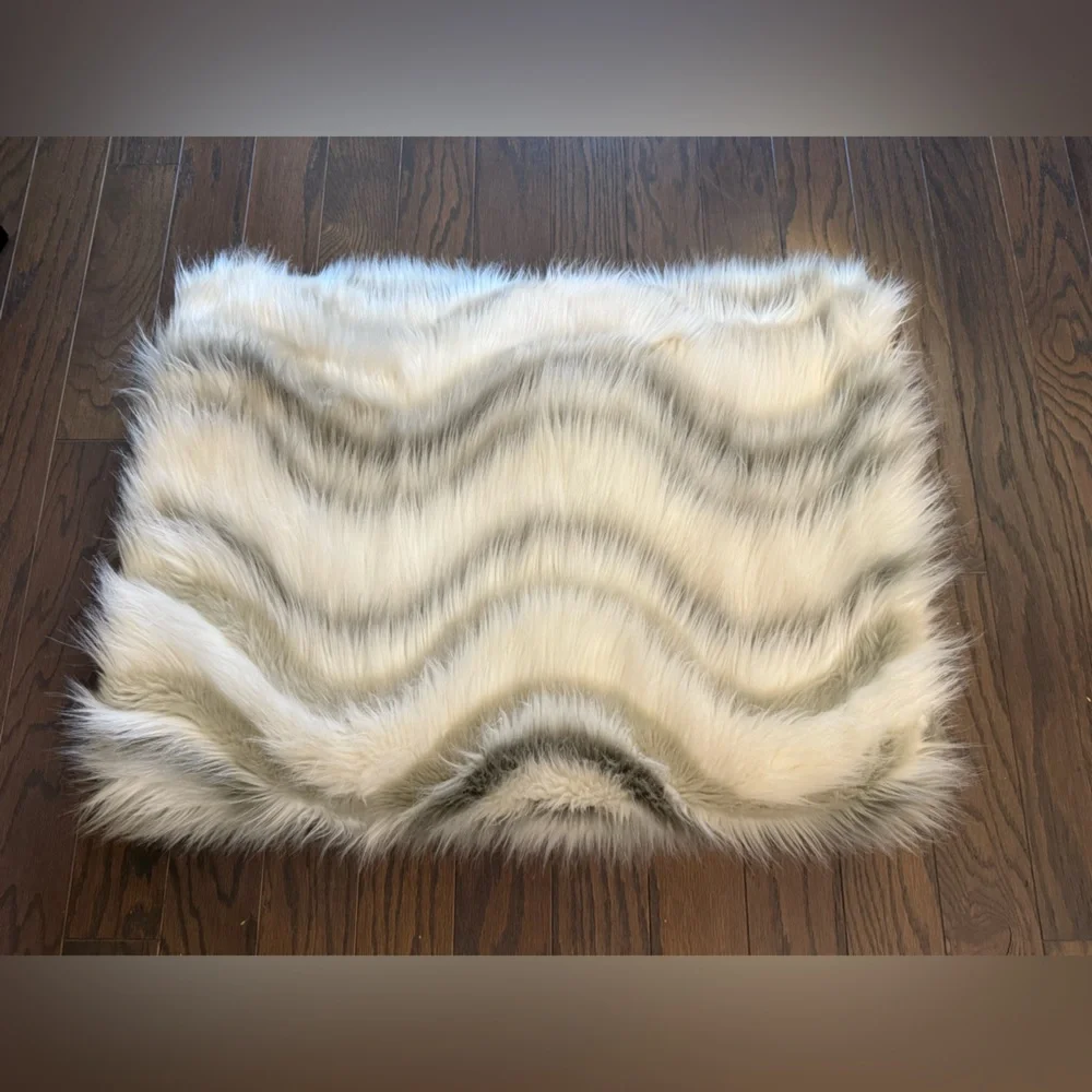 UGG rosia throw